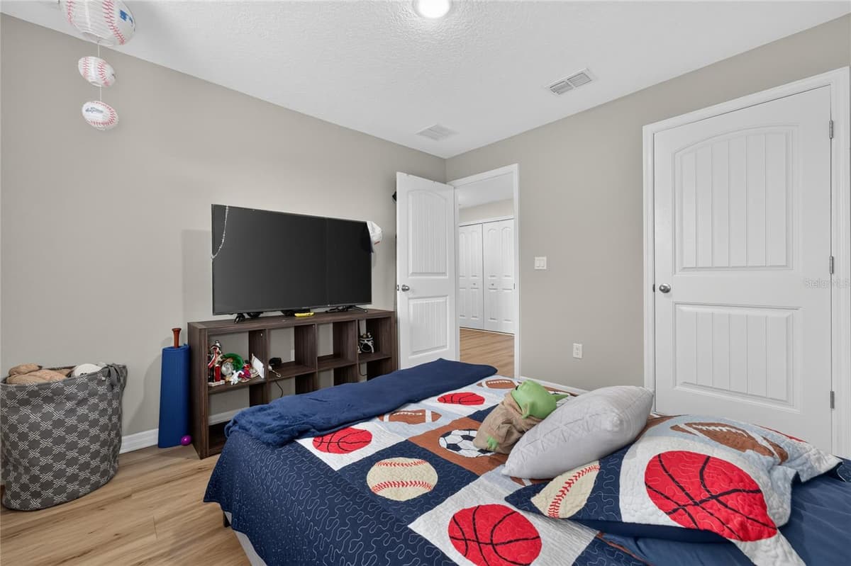 10108 SALT POINT DRIVE — photo 14 of 30