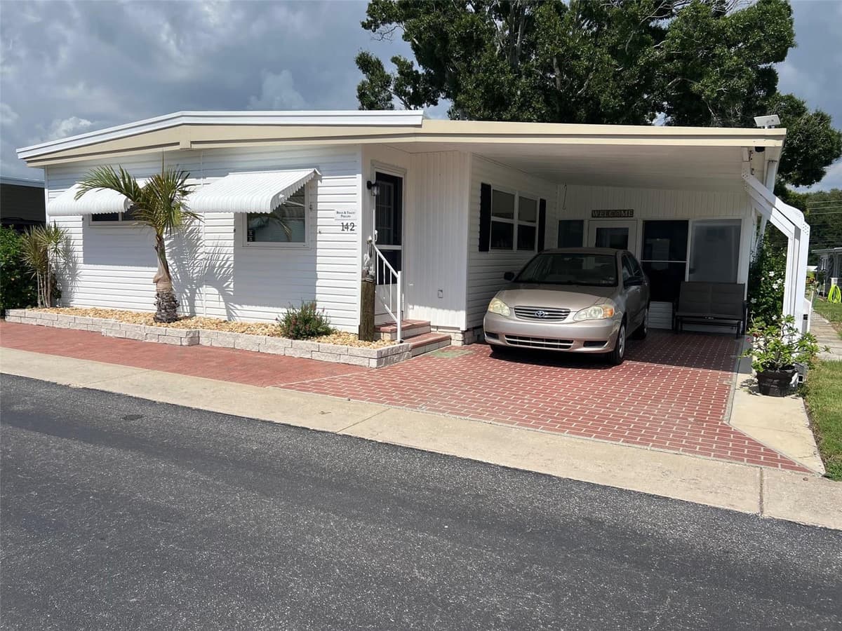 142 FERN PALM STREET — photo 1 of 31