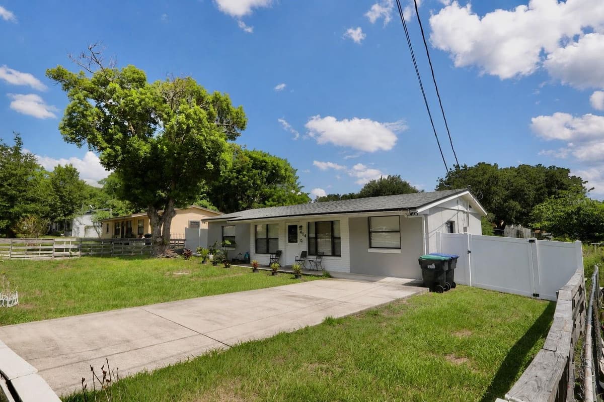 414 ELLA J GILMORE STREET — photo 1 of 36