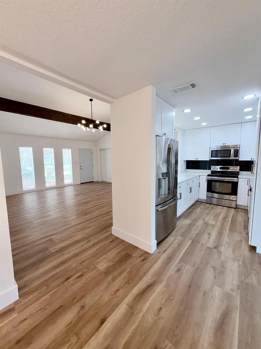 144 HIDALGO AVENUE — photo 11 of 34
