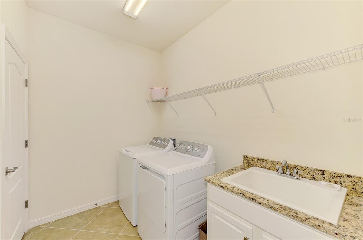 10065 COZY GROVE DRIVE — photo 41 of 100
