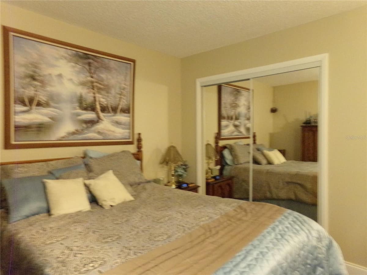 110 CYPRESS WOODS CT — photo 22 of 31