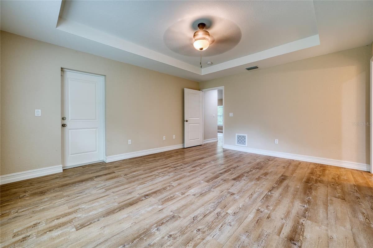 3472 DAVIS STREET — photo 14 of 33