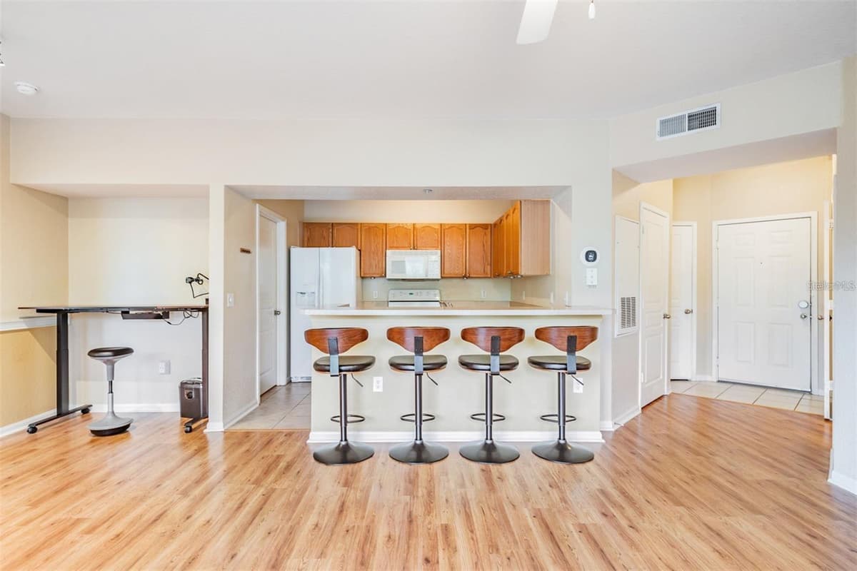 5125 PALM SPRINGS BOULEVARD — photo 11 of 32