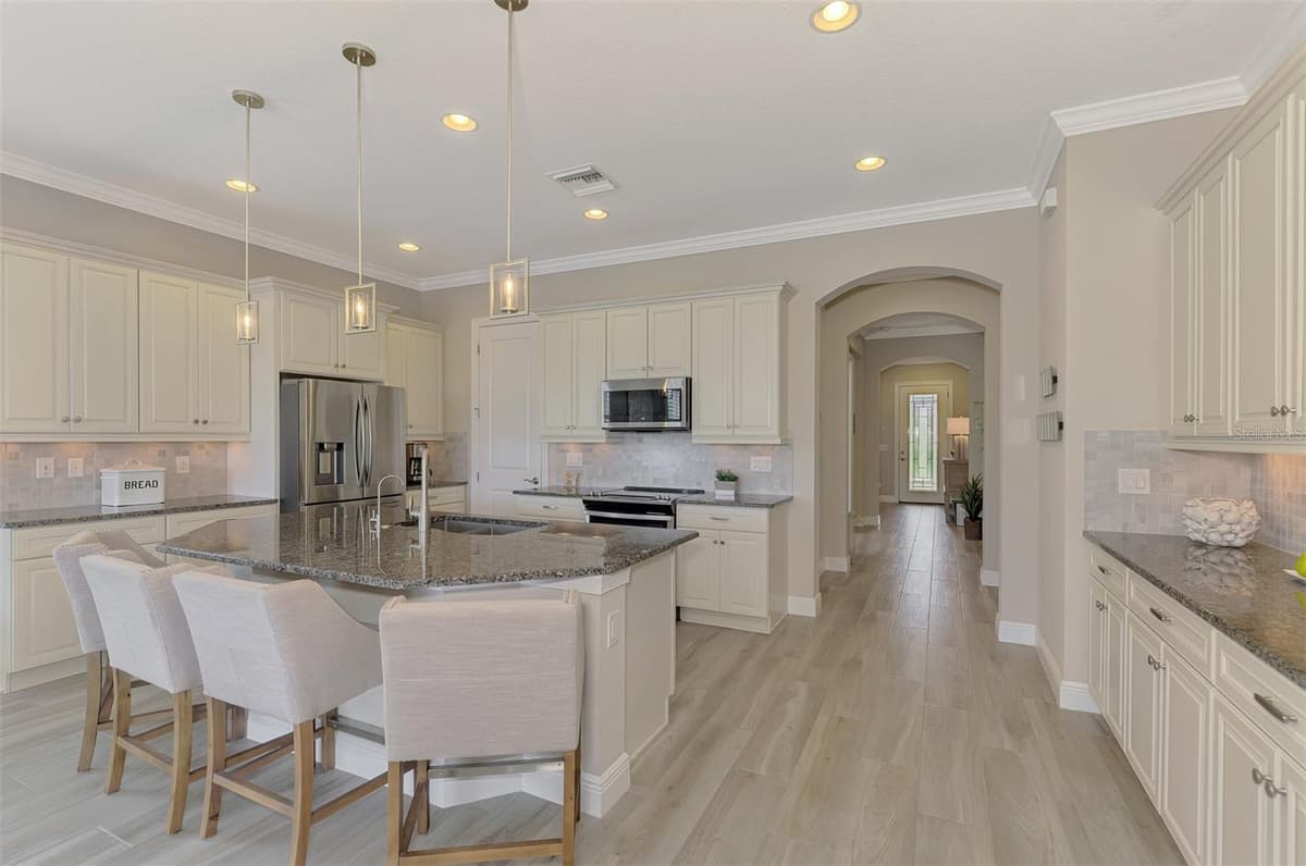 24268 GALLBERRY DRIVE — photo 14 of 100