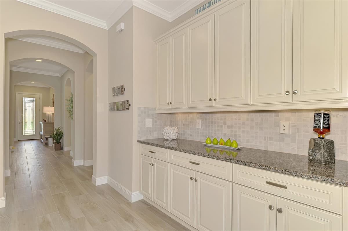 24268 GALLBERRY DRIVE — photo 12 of 100