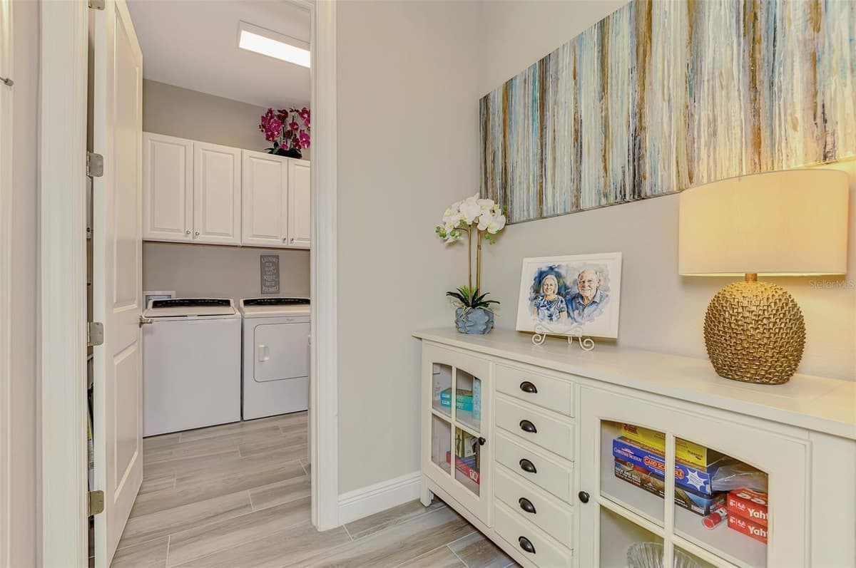 24268 GALLBERRY DRIVE — photo 47 of 100