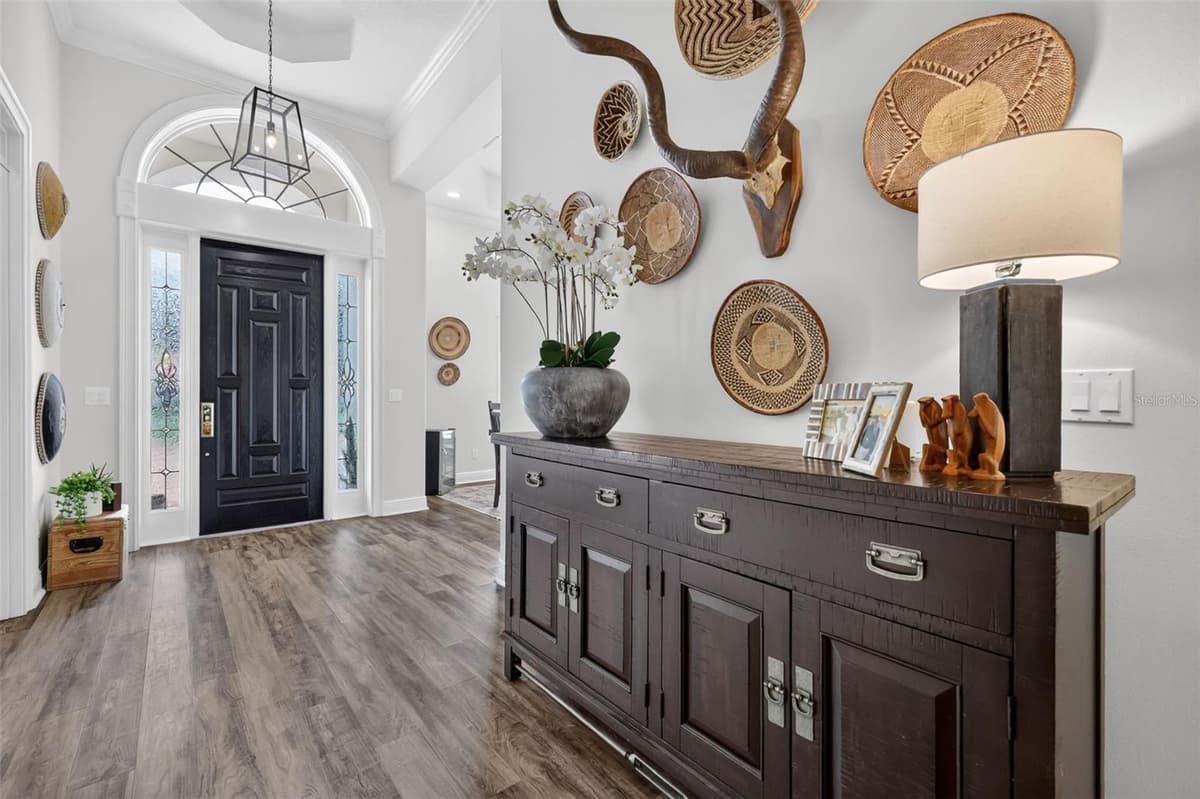 9616 SAN FERNANDO COURT — photo 3 of 42