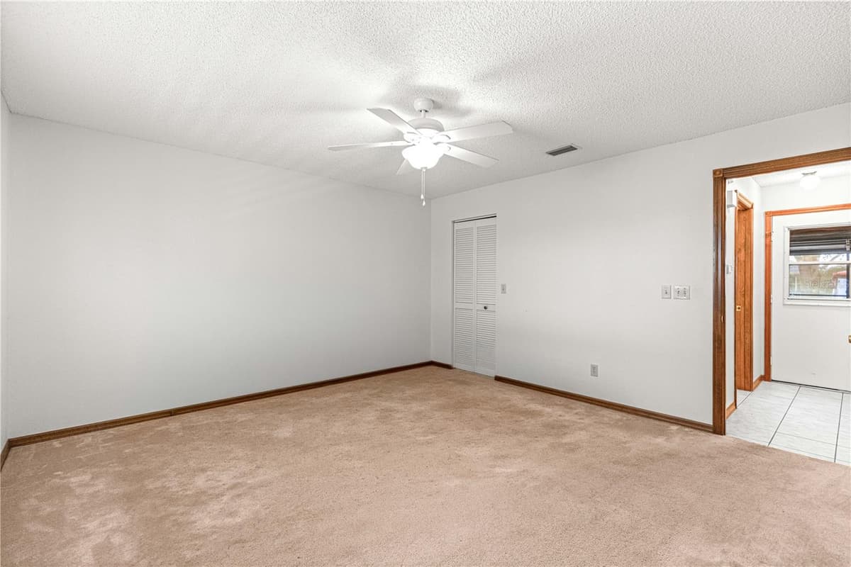 8802 92ND STREET — photo 25 of 37