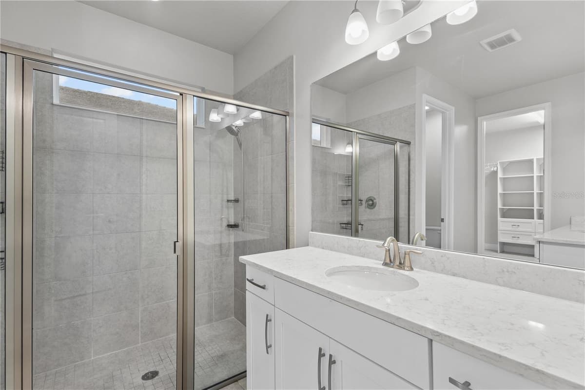 8712 BAY MEADOW DRIVE — photo 11 of 26