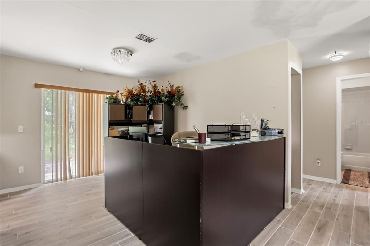 11253 APOPKA VINELAND ROAD — photo 19 of 50