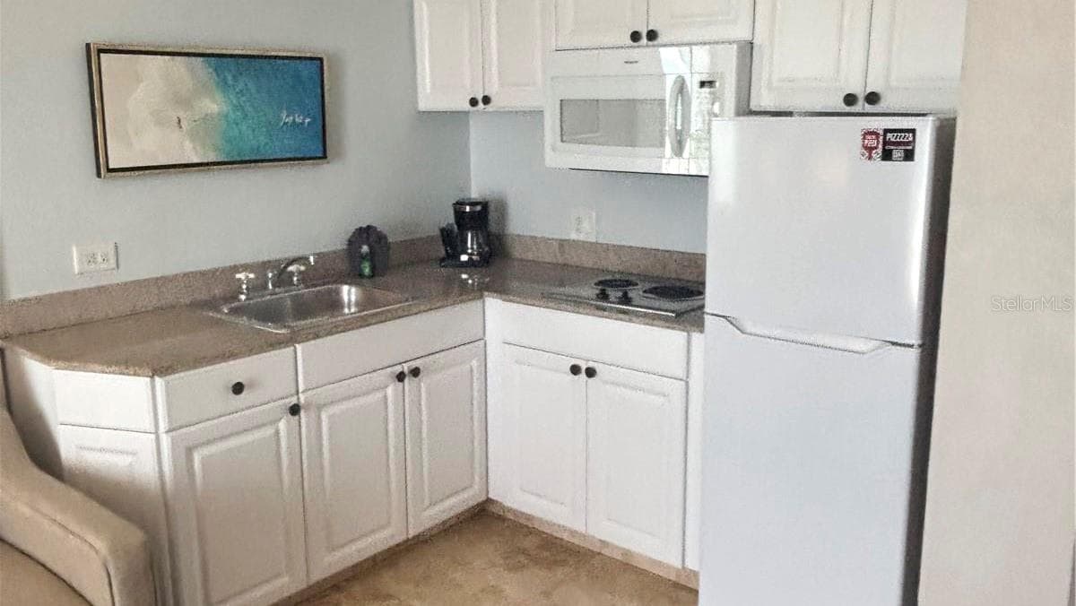 5500 GULF BOULEVARD — photo 8 of 62