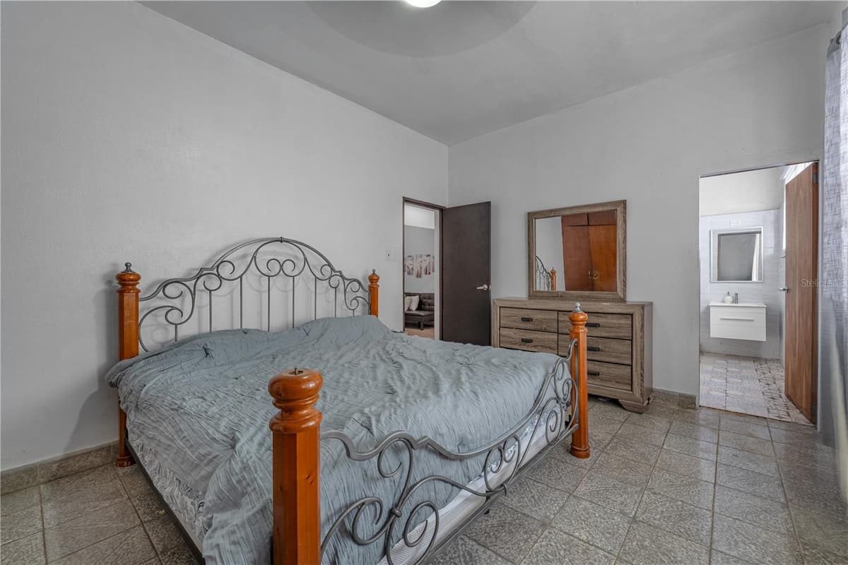 69 Urbanizacion Ramirez SAGRADO CORAZON ST — photo 11 of 25