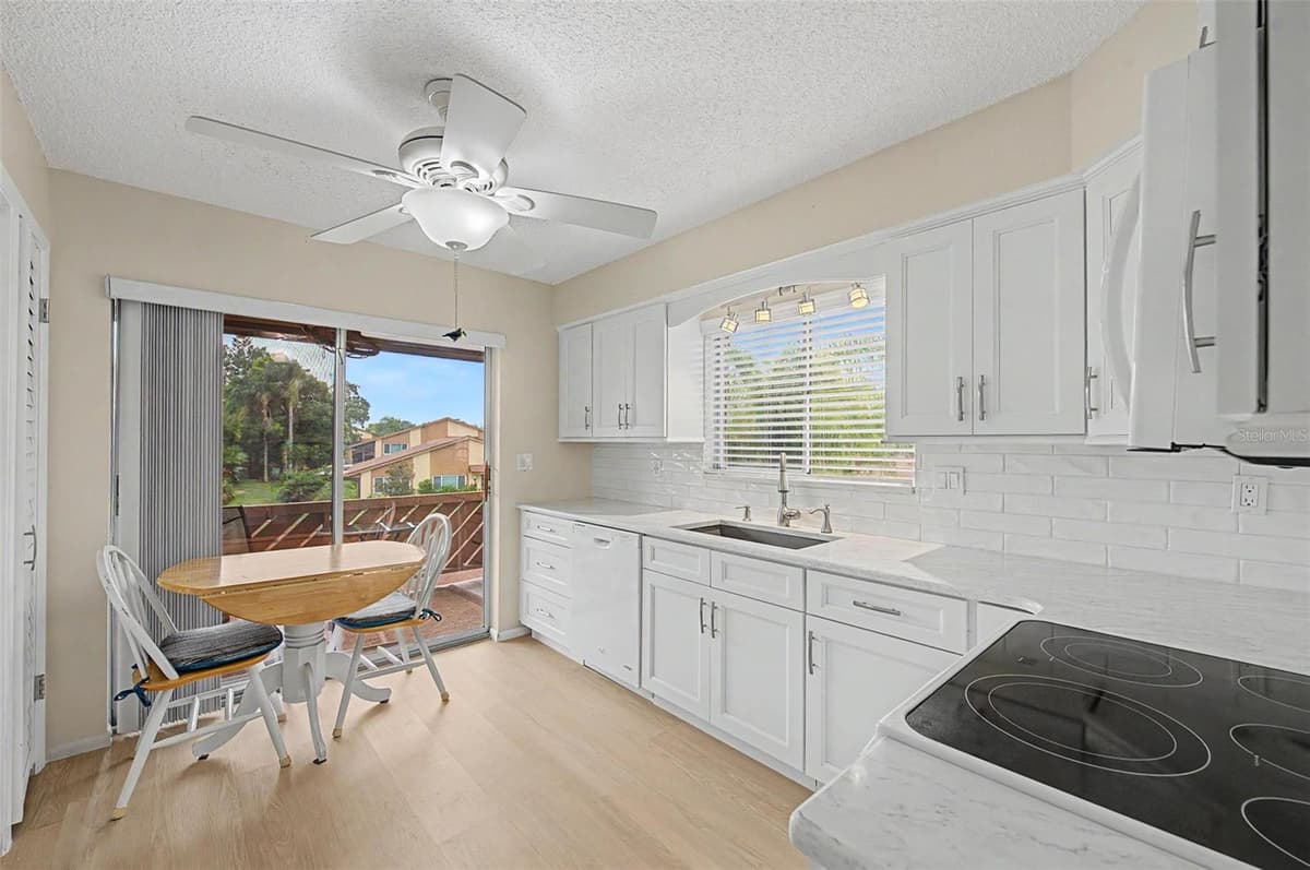 4009 LIGHTHOUSE WAY — photo 4 of 42