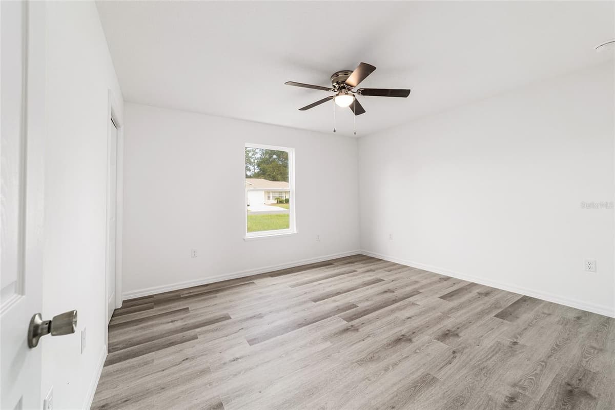 34 MAPLE LANE — photo 33 of 45