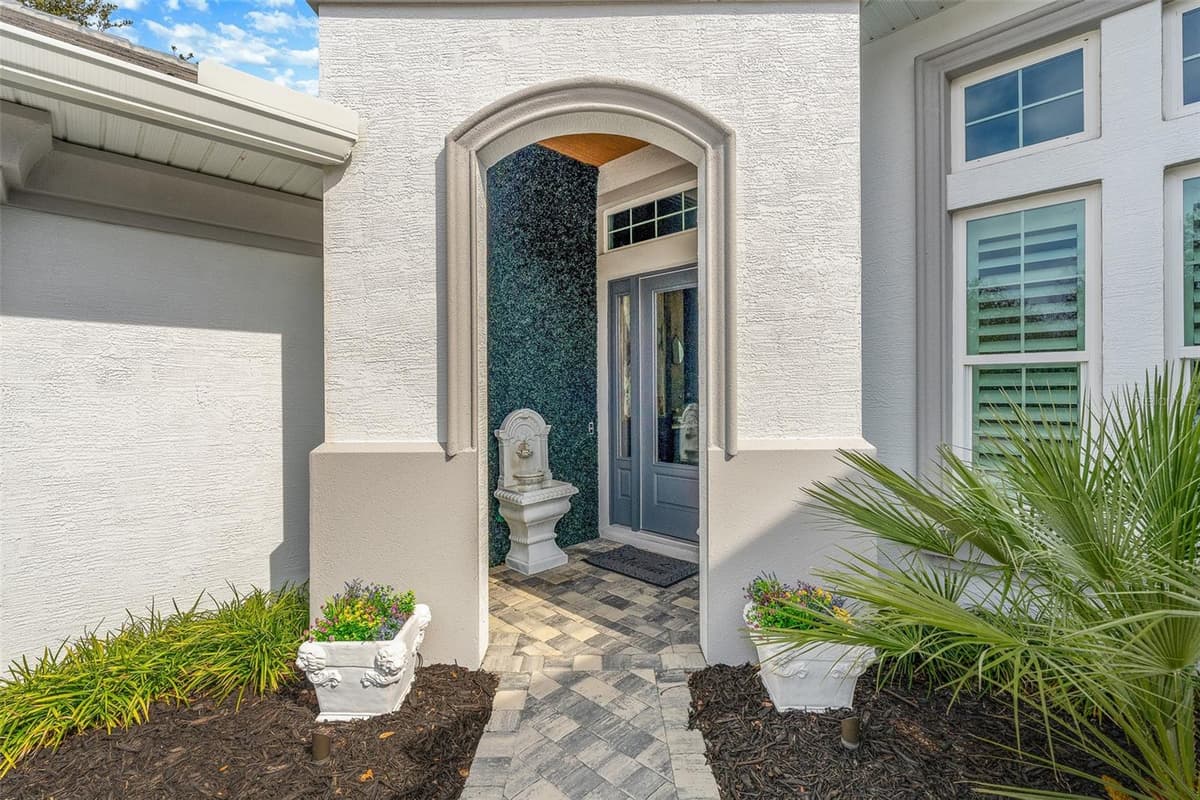 241 CONSERVATORY DRIVE — photo 4 of 96