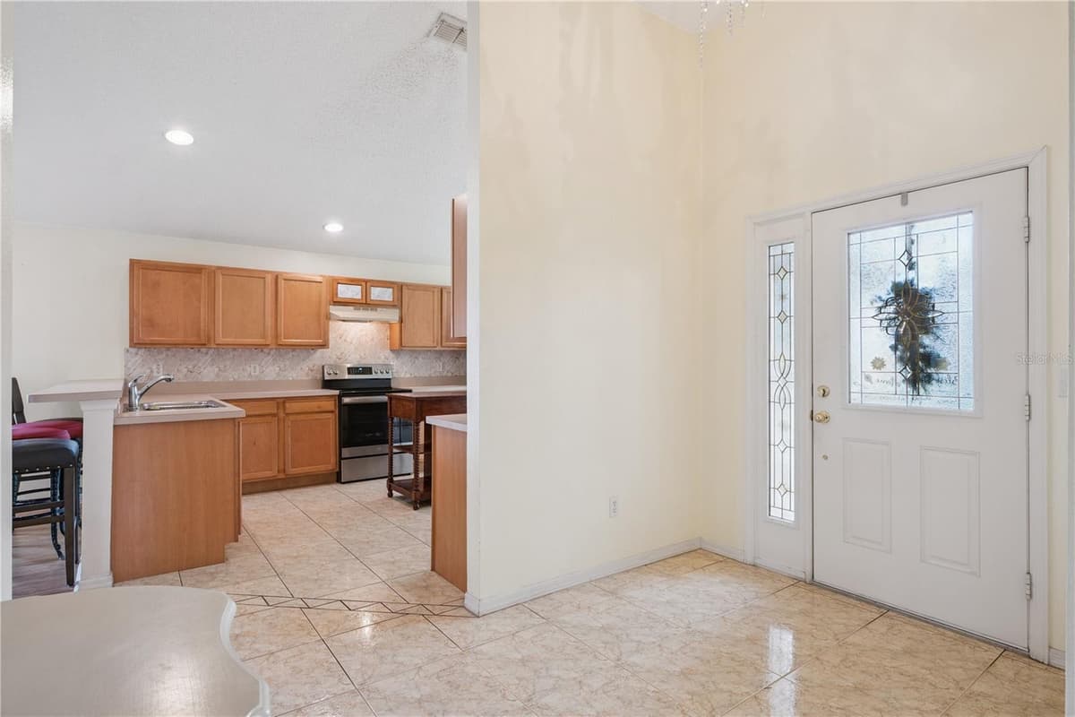 663 MESILLA DRIVE — photo 4 of 6