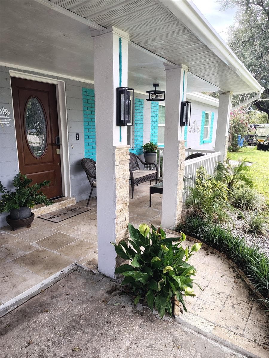 607 OAK RIDGE DRIVE — photo 3 of 28