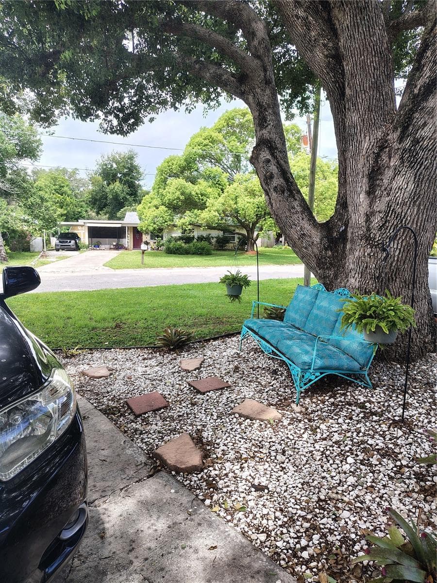 607 OAK RIDGE DRIVE — photo 7 of 28