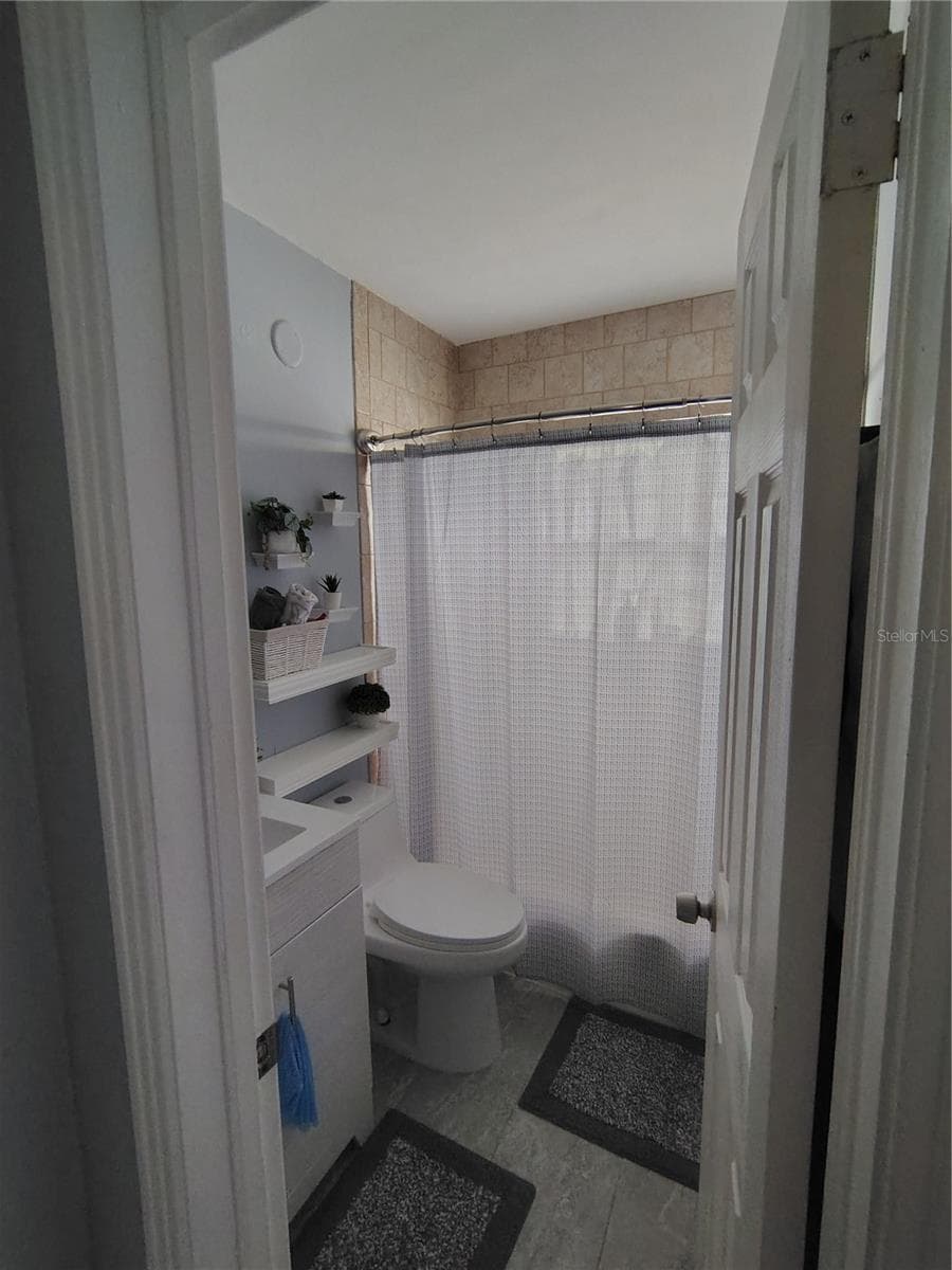607 OAK RIDGE DRIVE — photo 17 of 28