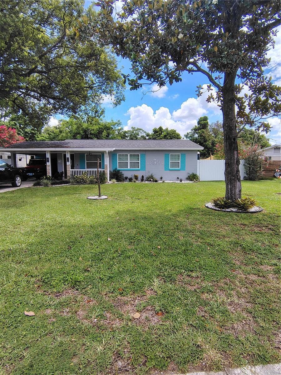 607 OAK RIDGE DRIVE — photo 1 of 28