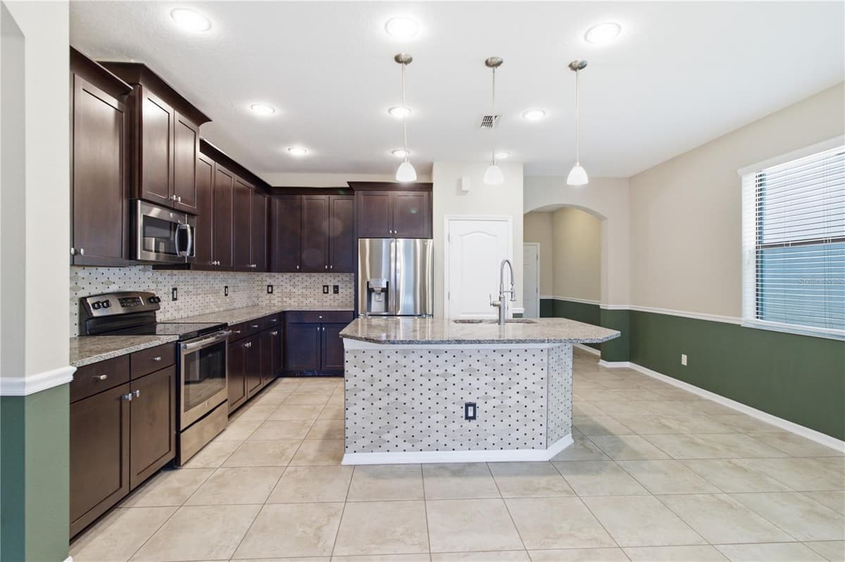4738 WOODS LANDING LANE — photo 25 of 59