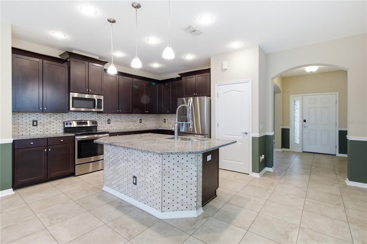 4738 WOODS LANDING LANE — photo 24 of 59