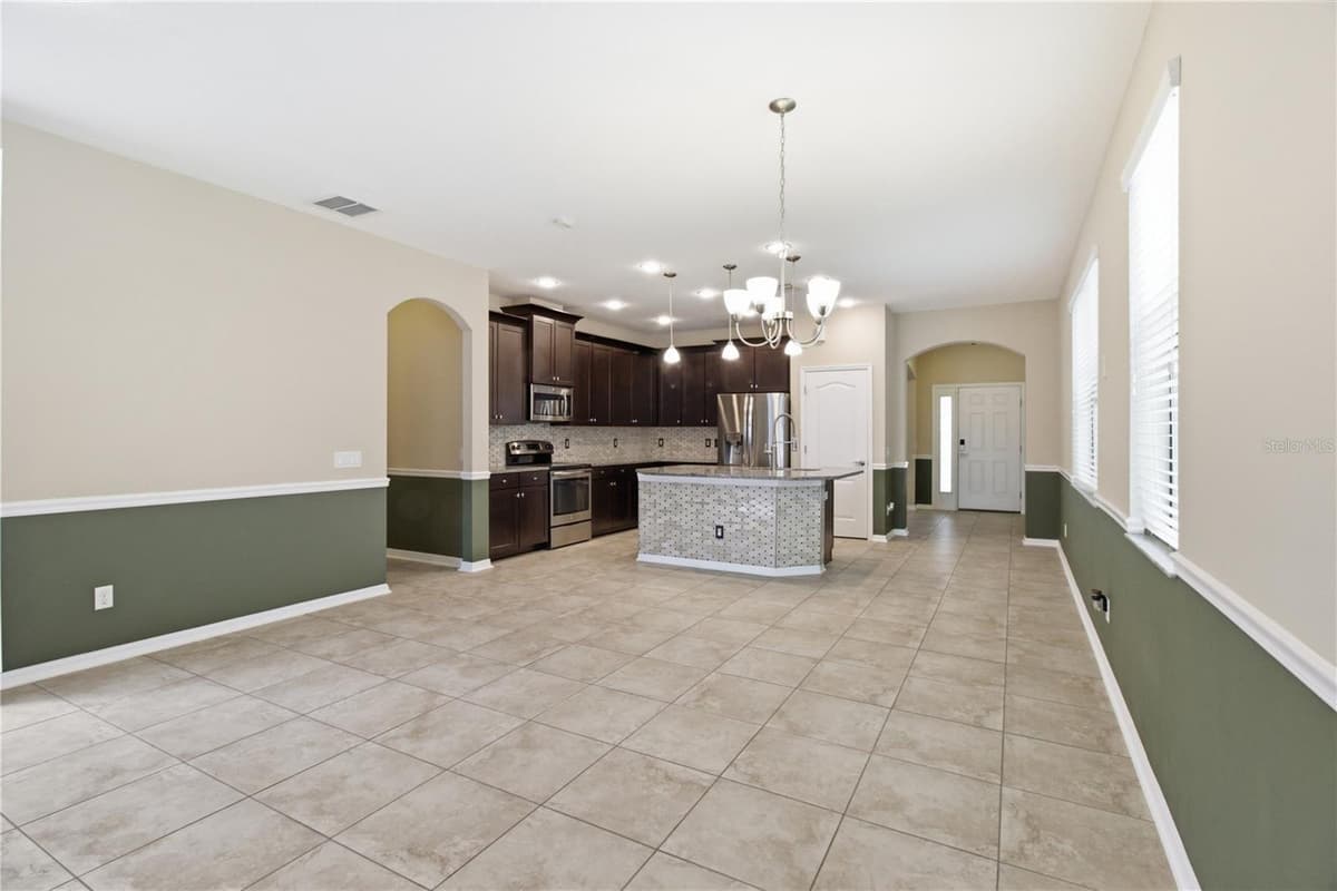 4738 WOODS LANDING LANE — photo 6 of 59