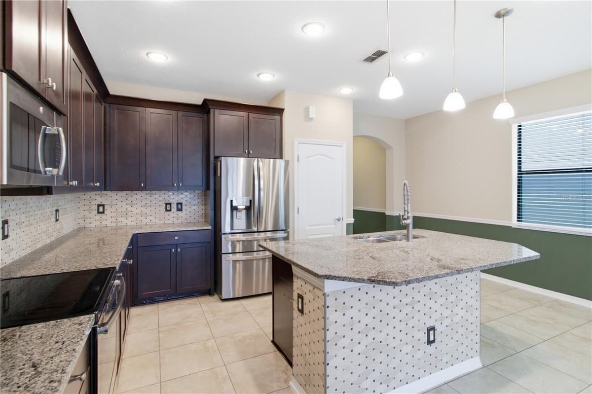 4738 WOODS LANDING LANE — photo 28 of 59