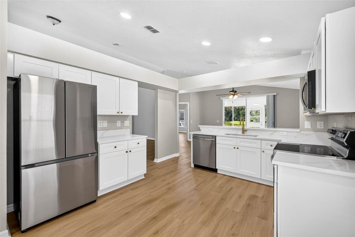 25442 BRUFORD BOULEVARD — photo 8 of 40