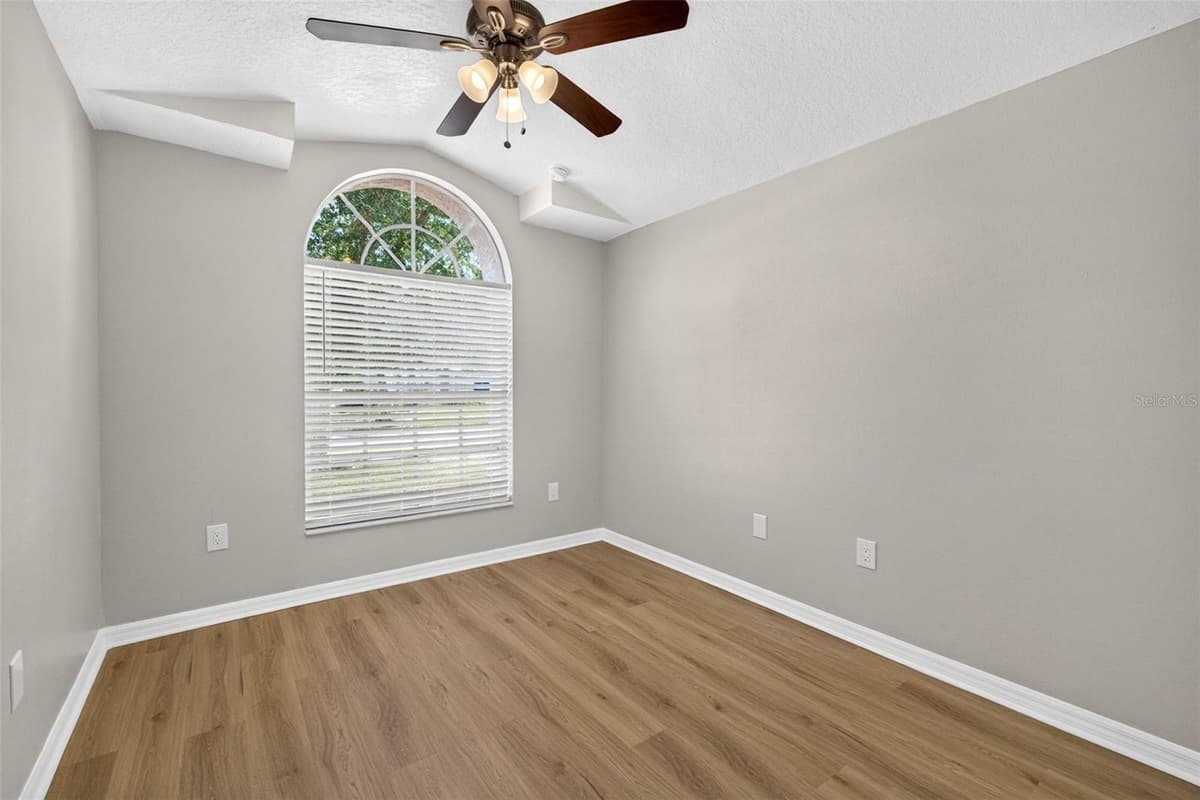 25442 BRUFORD BOULEVARD — photo 22 of 40