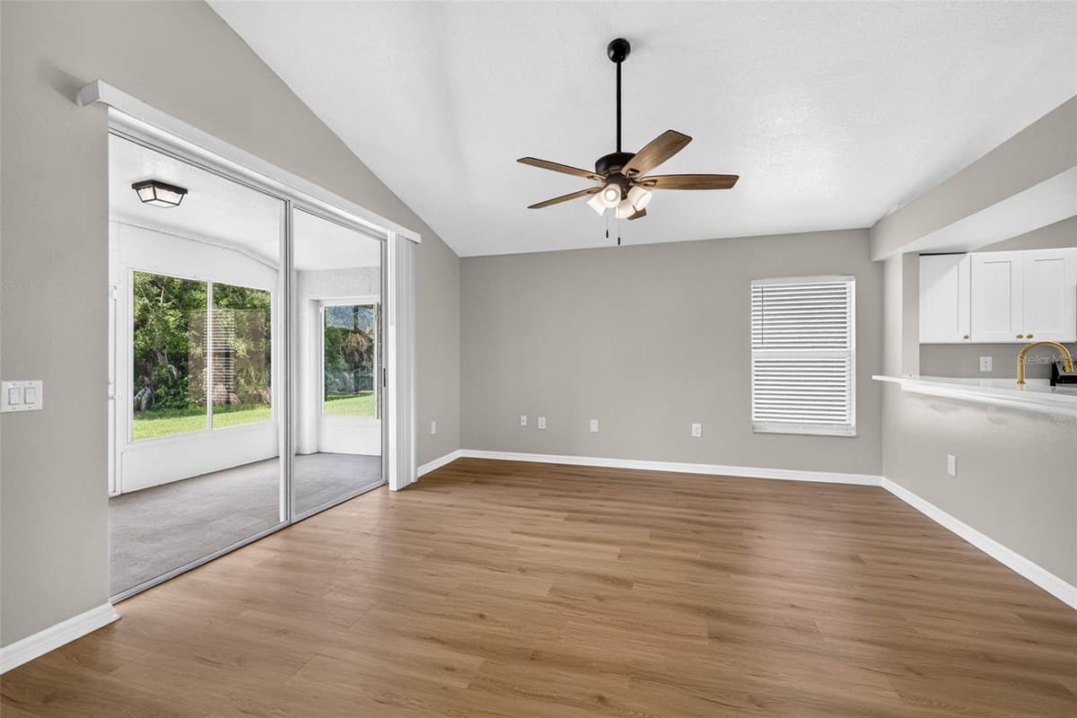 25442 BRUFORD BOULEVARD — photo 14 of 40