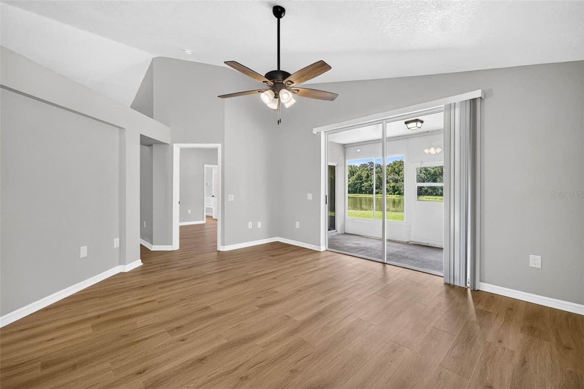 25442 BRUFORD BOULEVARD — photo 15 of 40