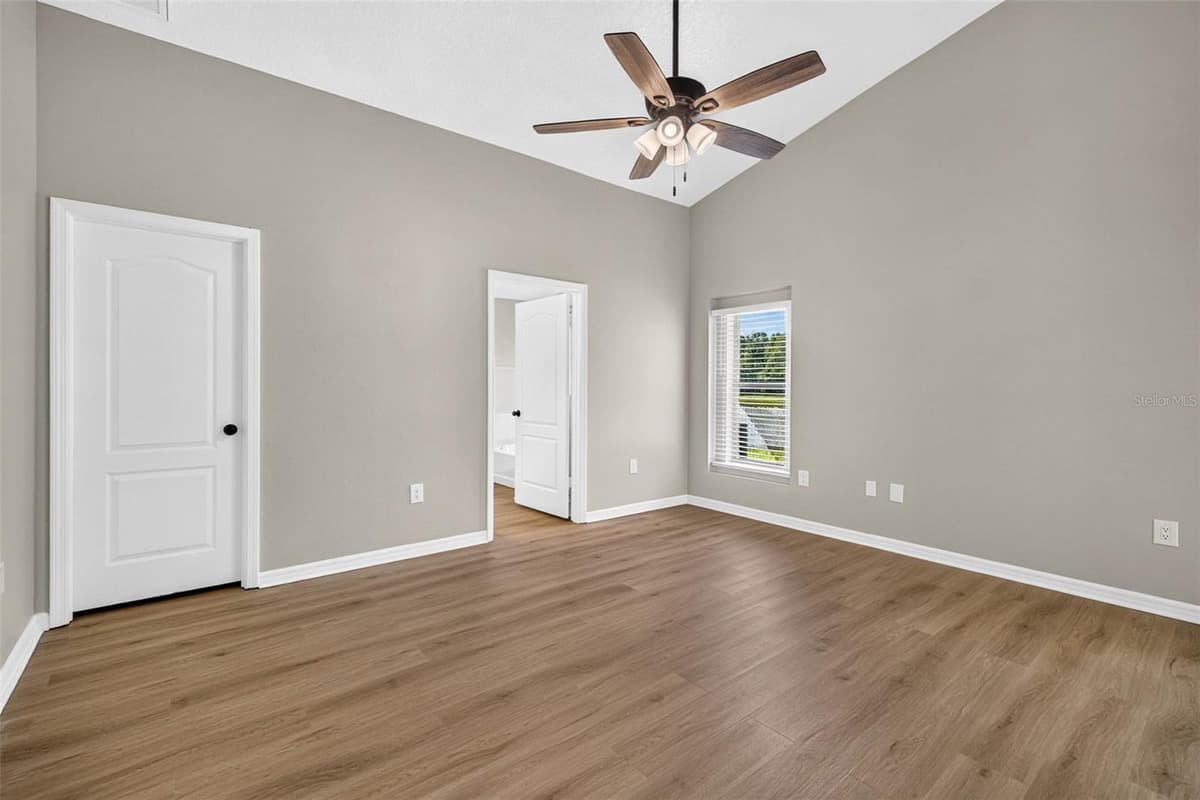 25442 BRUFORD BOULEVARD — photo 16 of 40