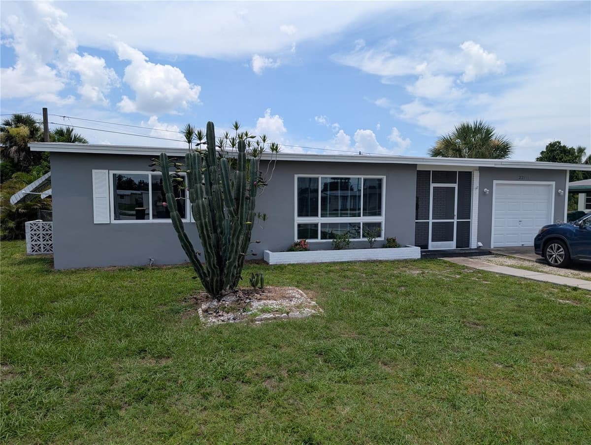 22311 MIDWAY BOULEVARD — photo 3 of 70