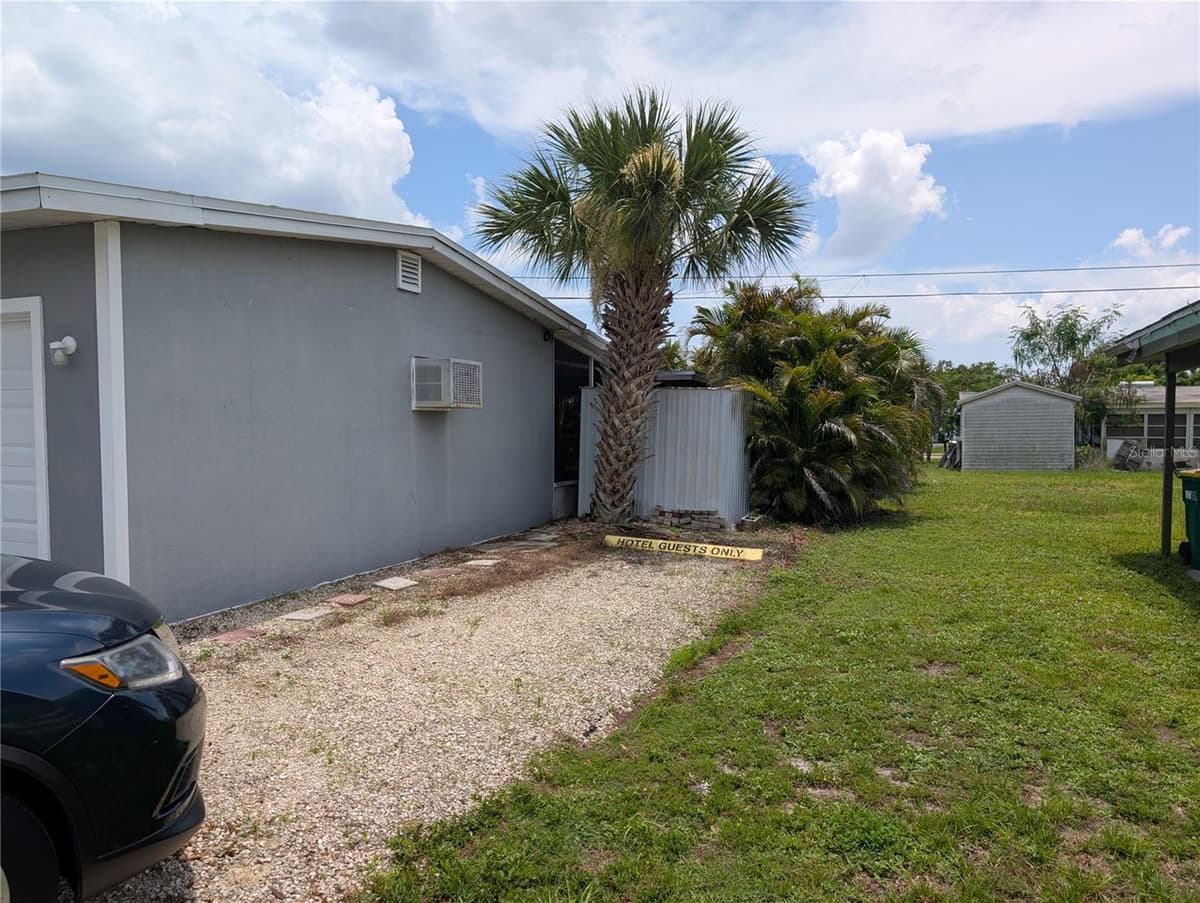 22311 MIDWAY BOULEVARD — photo 6 of 70