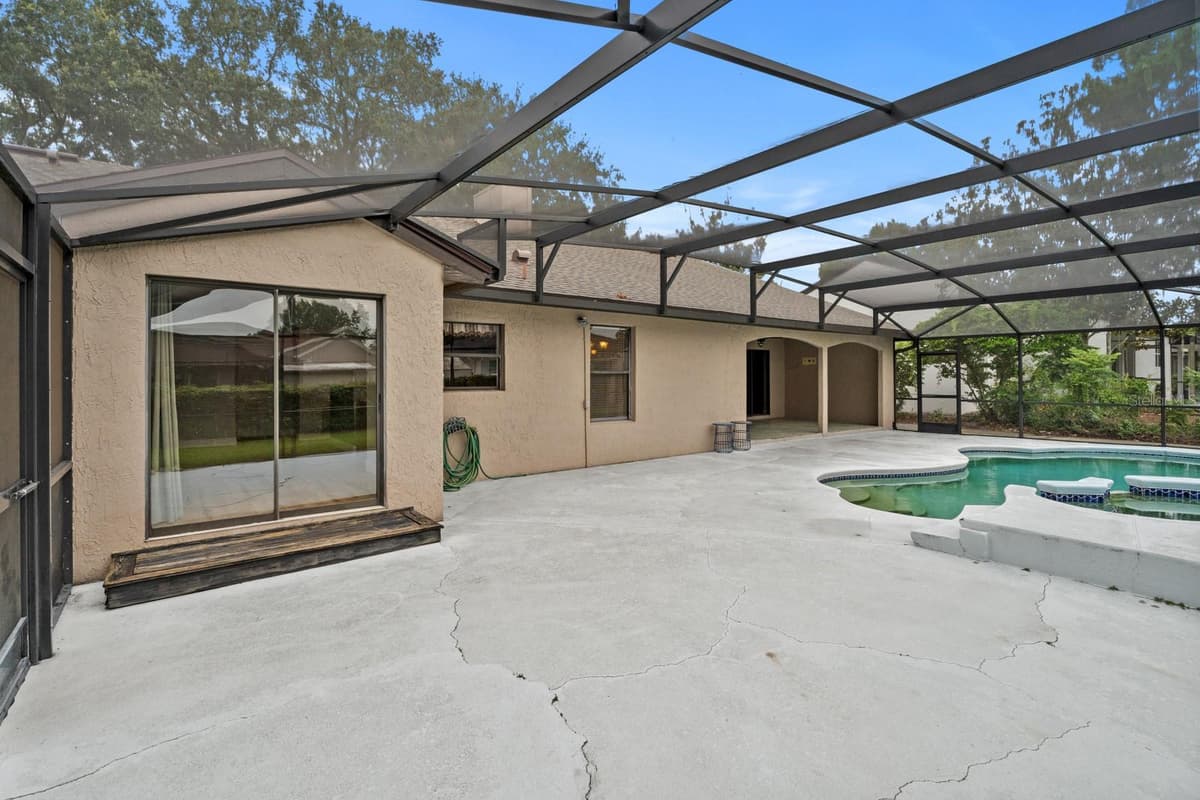 7437 PINEMOUNT DRIVE — photo 40 of 43