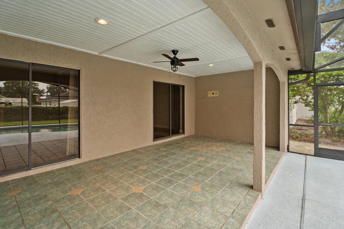 7437 PINEMOUNT DRIVE — photo 41 of 43