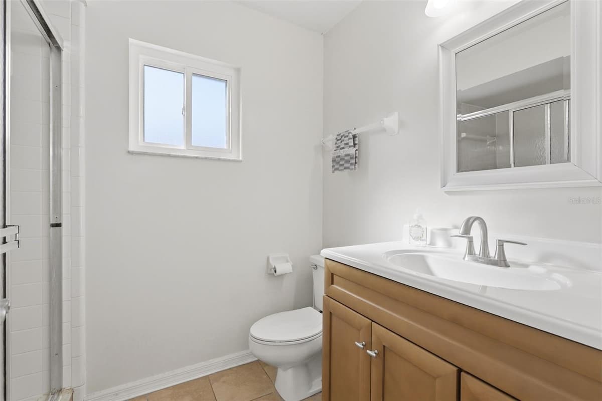 8614 SANDBERRY BLVD — photo 21 of 39
