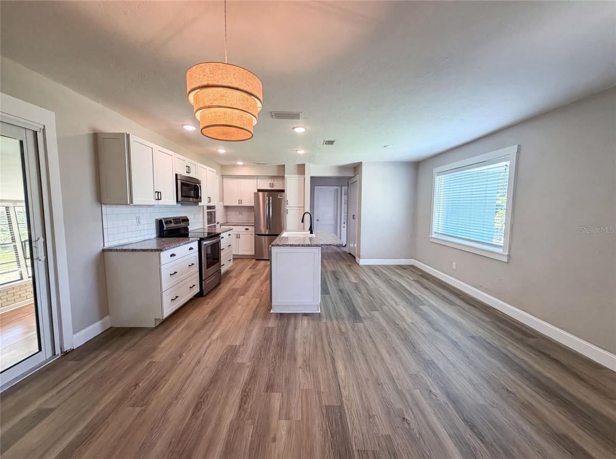 1521 RIVER SHORE WAY — photo 7 of 14