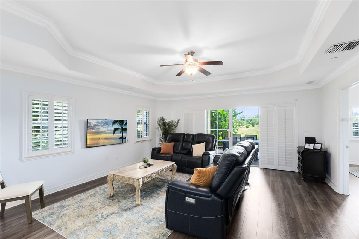 7602 CABANA COURT — photo 10 of 27