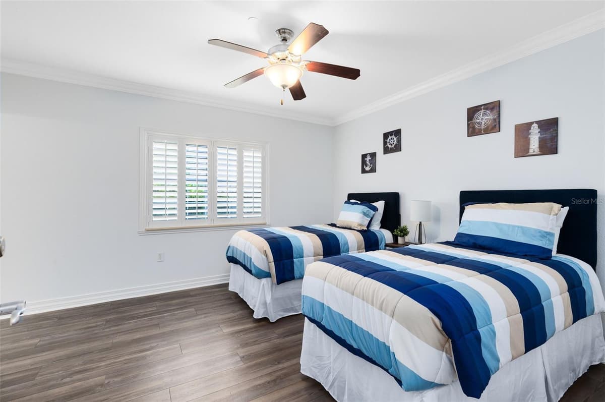 7602 CABANA COURT — photo 13 of 27