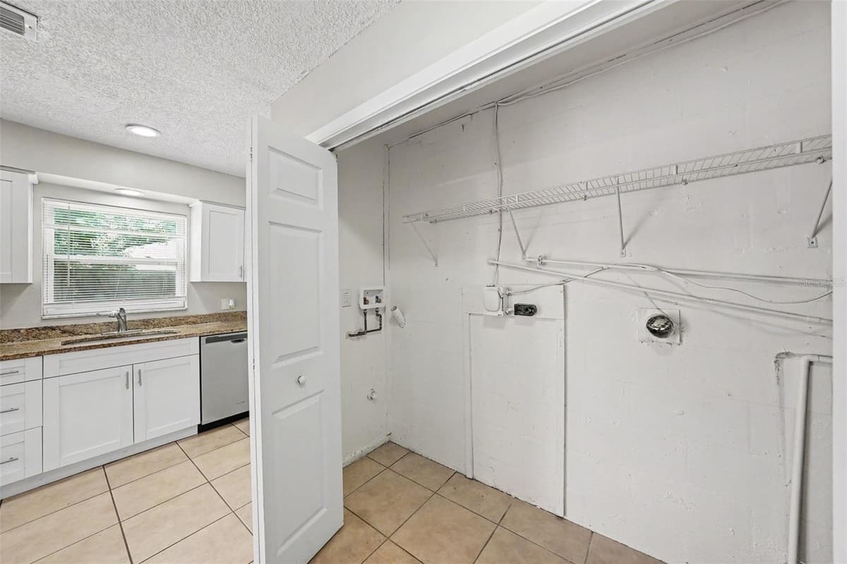 10410 27TH STREET — photo 14 of 15