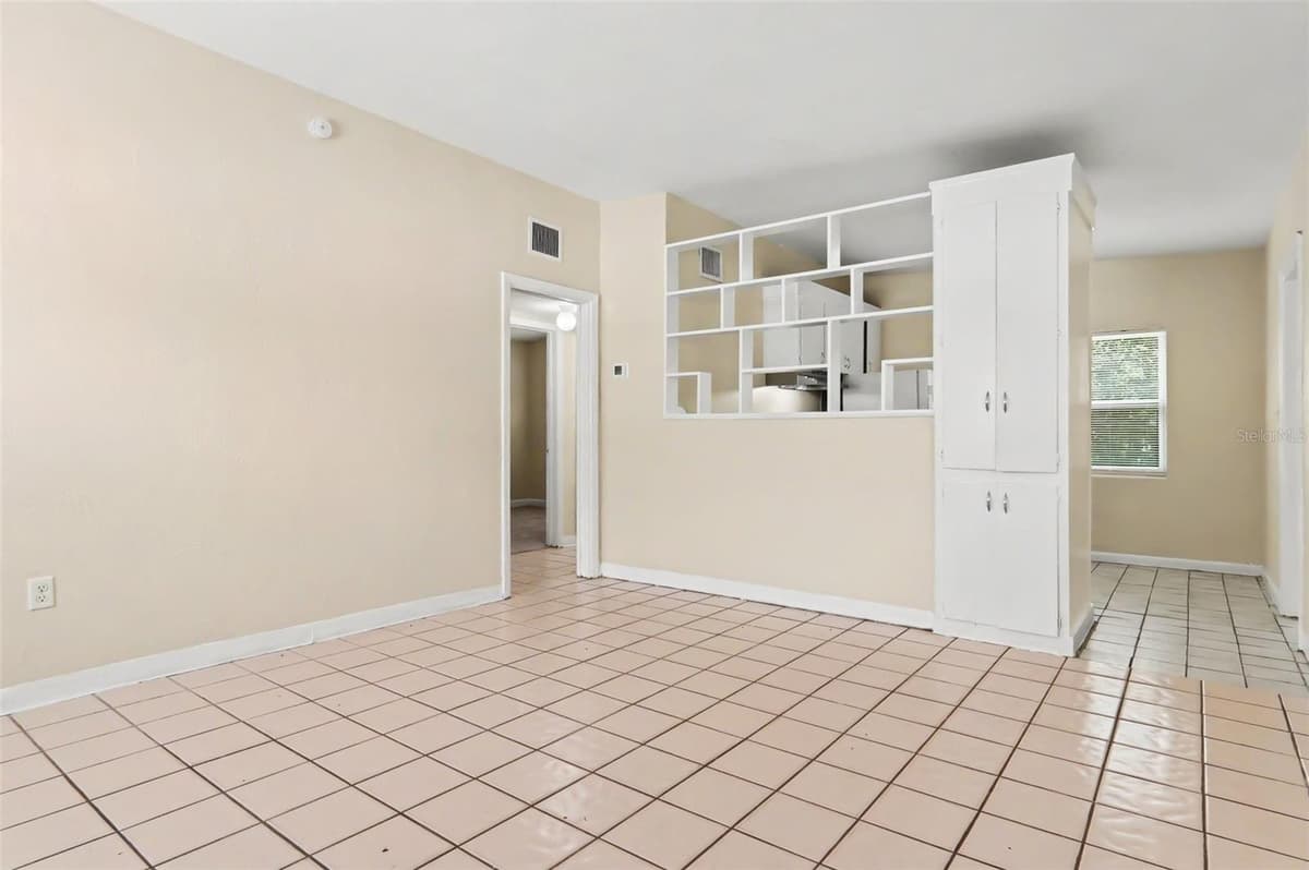 4720 BALBOA DRIVE — photo 4 of 15