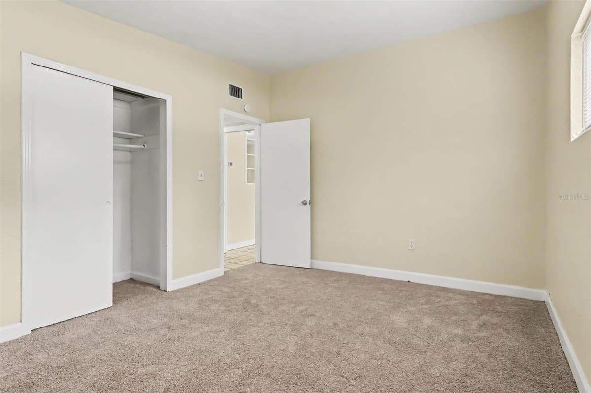 4720 BALBOA DRIVE — photo 9 of 15