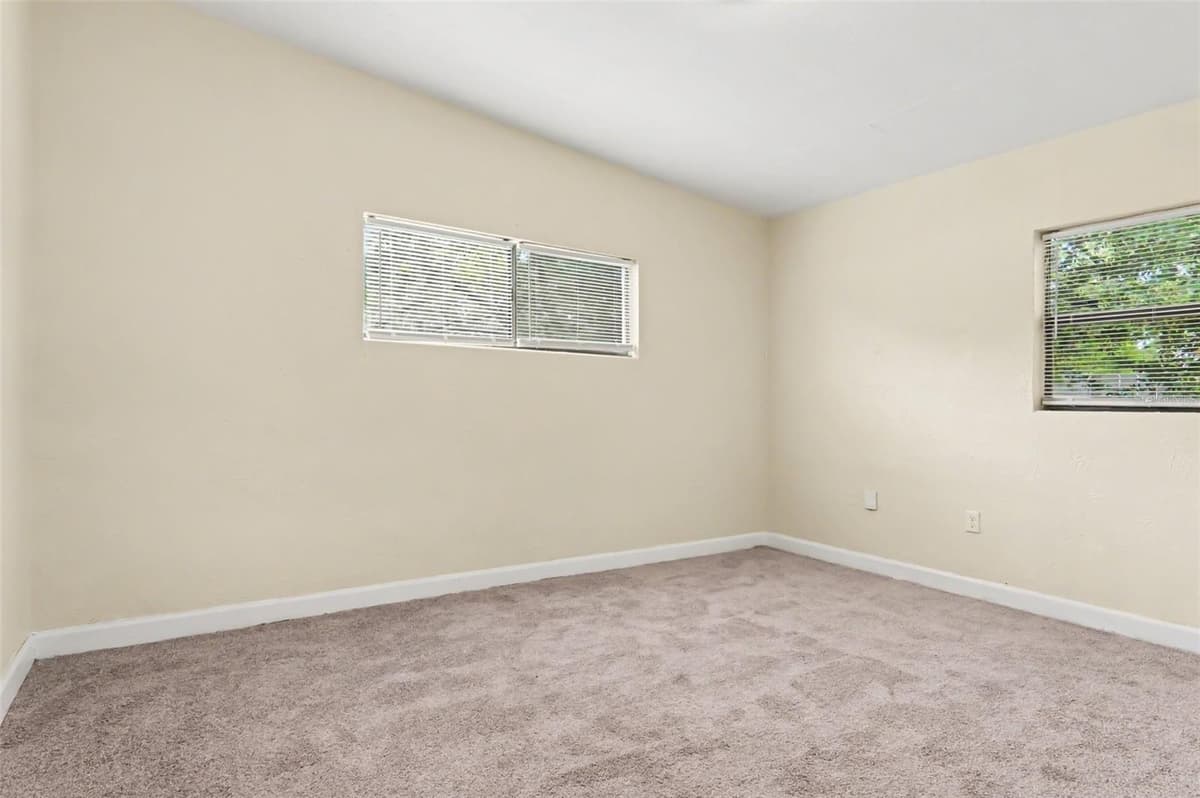 4720 BALBOA DRIVE — photo 8 of 15