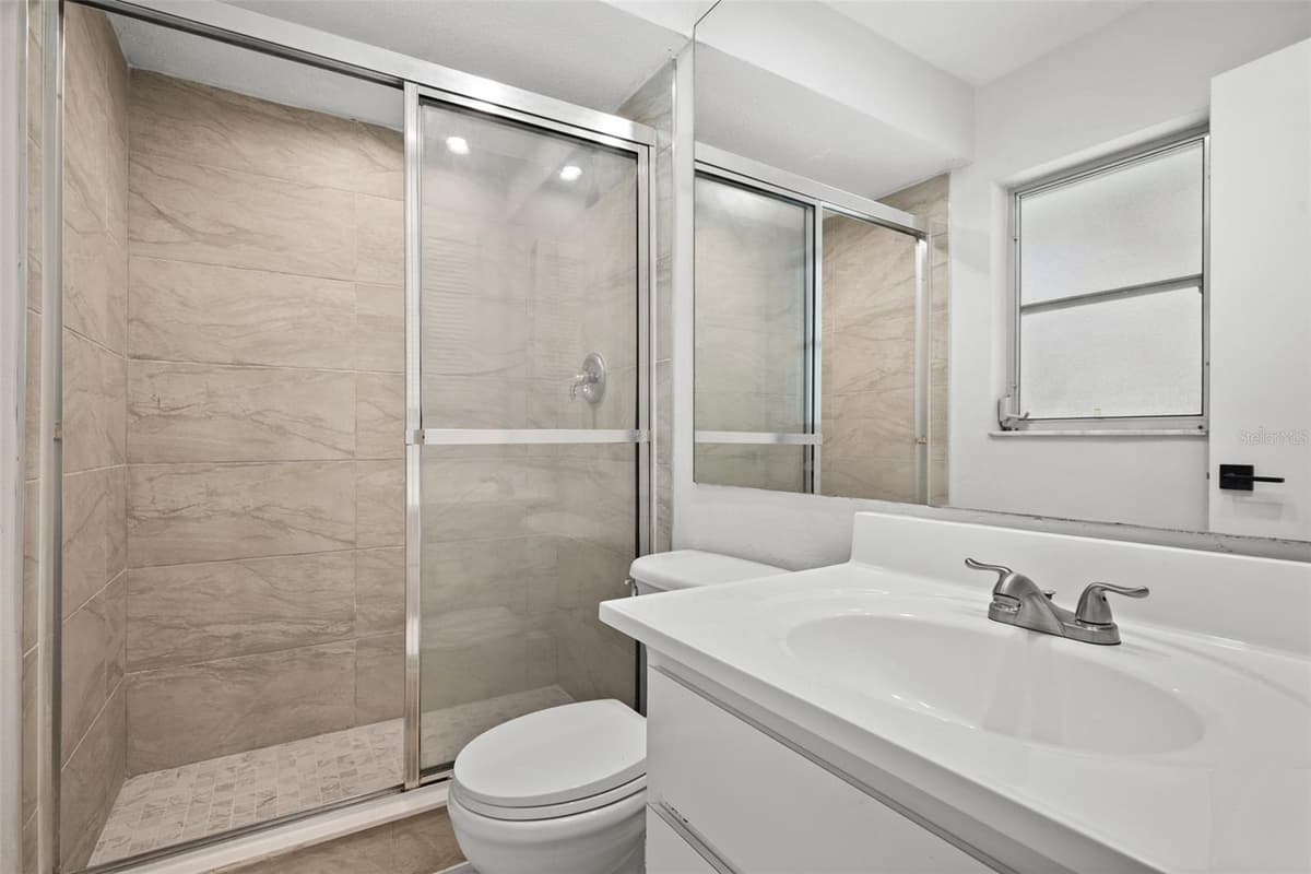 504 BAMBOO COURT — photo 18 of 33