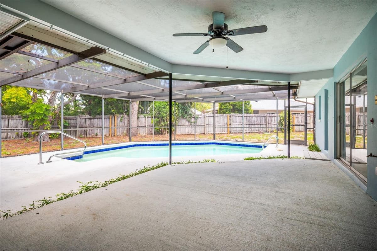 504 BAMBOO COURT — photo 26 of 33