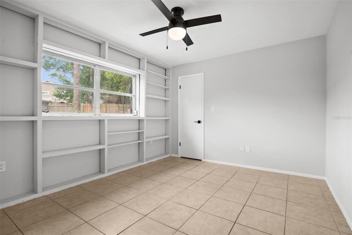 504 BAMBOO COURT — photo 17 of 33
