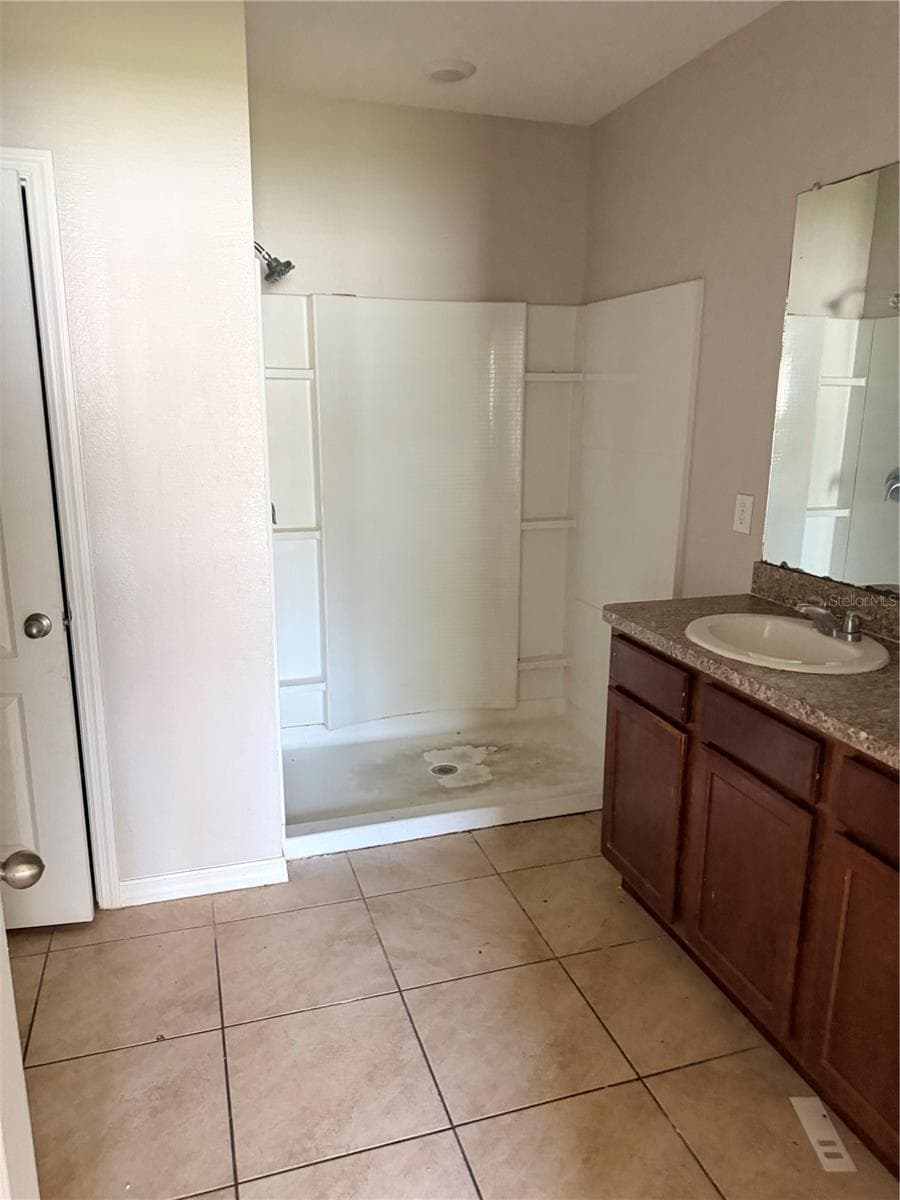 615 TRALEE LANE — photo 6 of 10